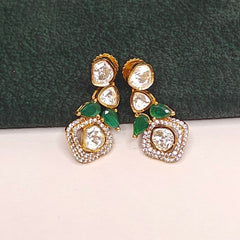 Niisha Moissanite necklace set green