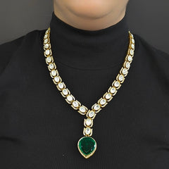 Bela Polki Neckline set