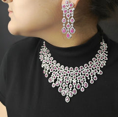 Mia Red neckline set