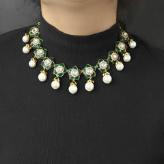 Chitra Green kundan Set