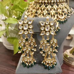 Osheen Kundan Set