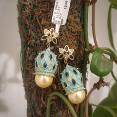 Tanmee Enameled Jhumka