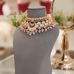 Mreenal Polki Choker Set