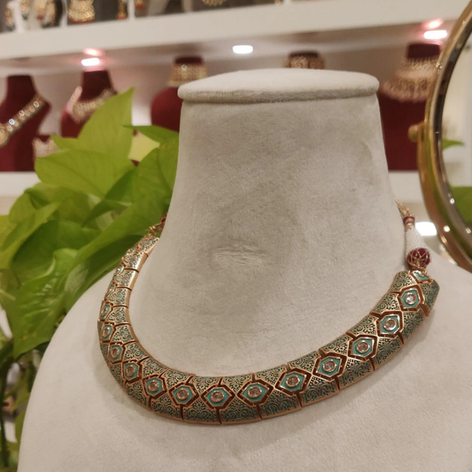 Sofie Polki Neckline Set