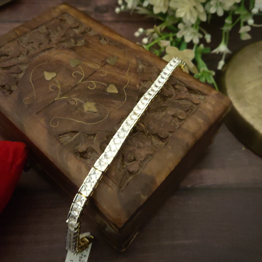 Carol Emerald Cut Bracelet