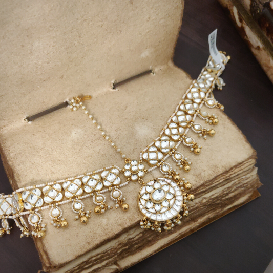 Aamira kundan Mathapatti white