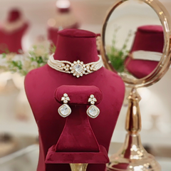 Arunimaa Pearl Choker Set