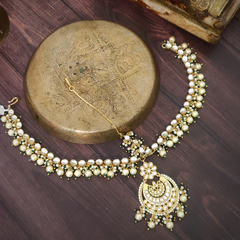 Behnaz Polki Mathapatti