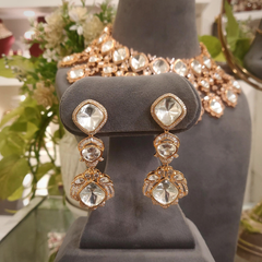 Aarohi Bridal Necklace Set