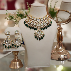 Ananya Kundan Necklace Set