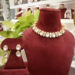 Vinayak Polki Neckline Set