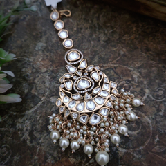 Aadal Polki Maangtikka (White)