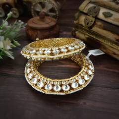 Antara Paachi Kundan Bangles