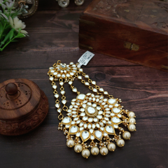 Chaand Paachi Kundan Passa