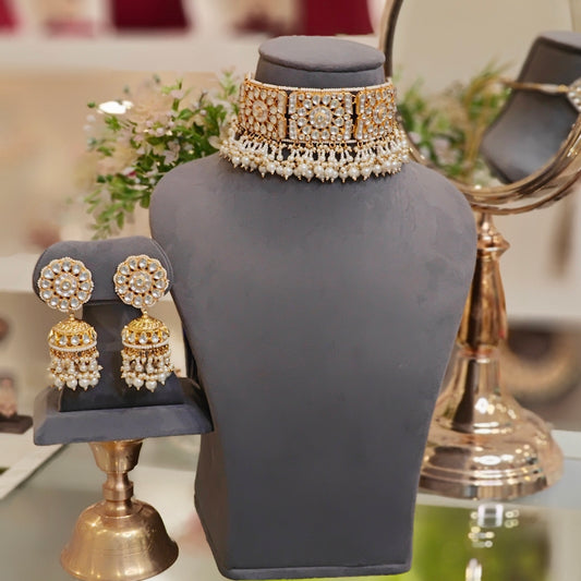 Eiravati Paachi Kundan Set