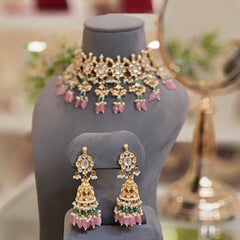 Aadhyaa Paachi Kundan Set