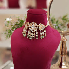 Ruhi Mint green Paachi Kundan Set