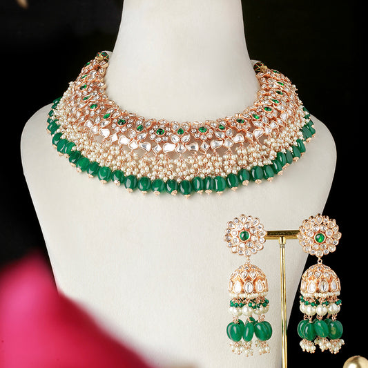 Aarvi Polki Necklace Set (Green)