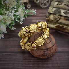 Mannat Antique polished bangles