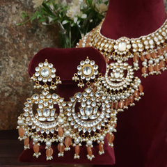 Meeraki Paachi Kundan Set