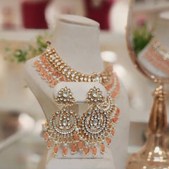 Meeraki Paachi Kundan Set