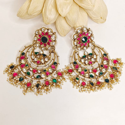 Nadira Paachi Kundan Chaandbali