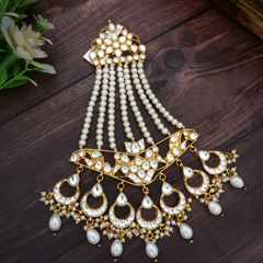 Nilofar Paachi Kundan Passa