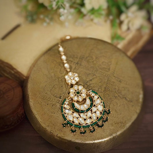 Riama Polki Maangtikka