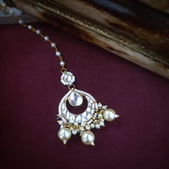 Ridhhima Kundan Maangtikka