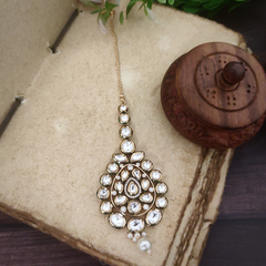 Veda Kundan Polki Tikka