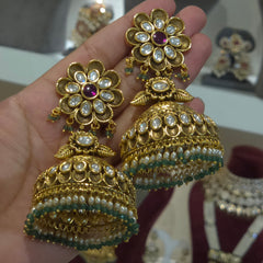 Kadamri polki jhumka