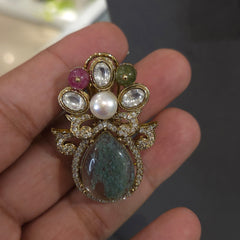 Vaitarni designer set