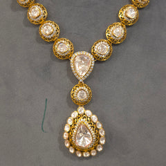 Amyra Polki necklace set