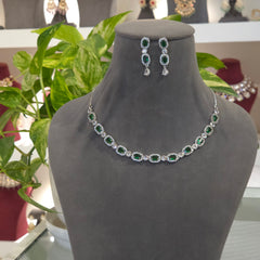 Dazy Ad necklace set