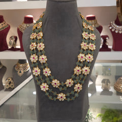 Nivedita moissanite polki set .