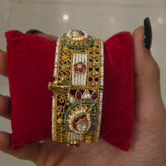 Ravia Antique gold bangles