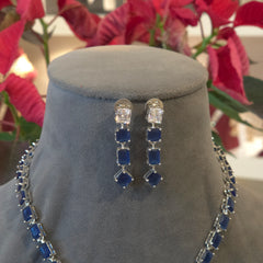 Lily Ad necklace set