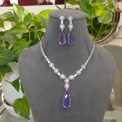 Jaquar Ad necklace set