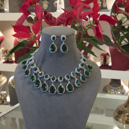 Daisy Ad necklace set
