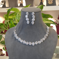 Harleen Ad necklace set