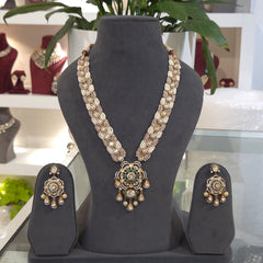 Leela beaded necklace set