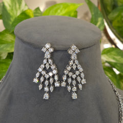 Simi Ad necklace set