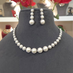 Ishika A.D necklace set