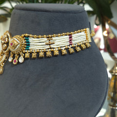 Charu Choker set