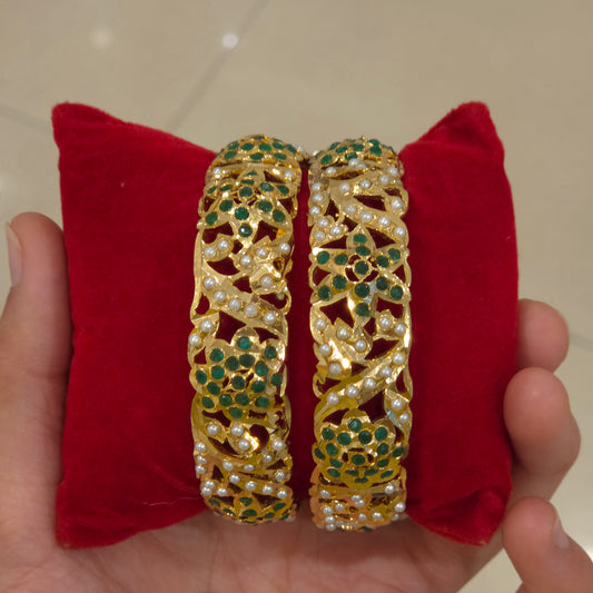 Navu Jadau bangles