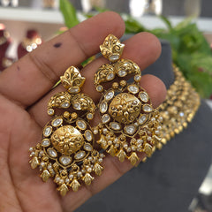 Naveli Antique gold set