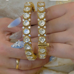Radhika Mossonite polki bangle