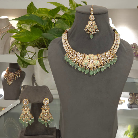 Raavi polki neckline set