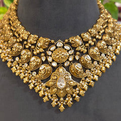 Naveli Antique gold set