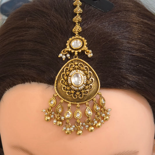 Akruti Antique Maangtikka